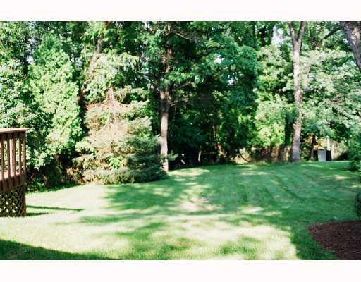 226 Goldsmith Road Pittsburgh, PA 15237 - Photo 2 of 8 Yard/Garden. Nice private back yard, see lots of wildlife from rear deck, which is accessed from 3 entrances
