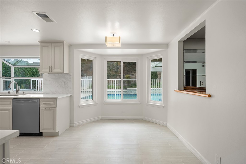 11861 Darby Avenue Porter Ranch, CA 91326 - Photo 5 of 47