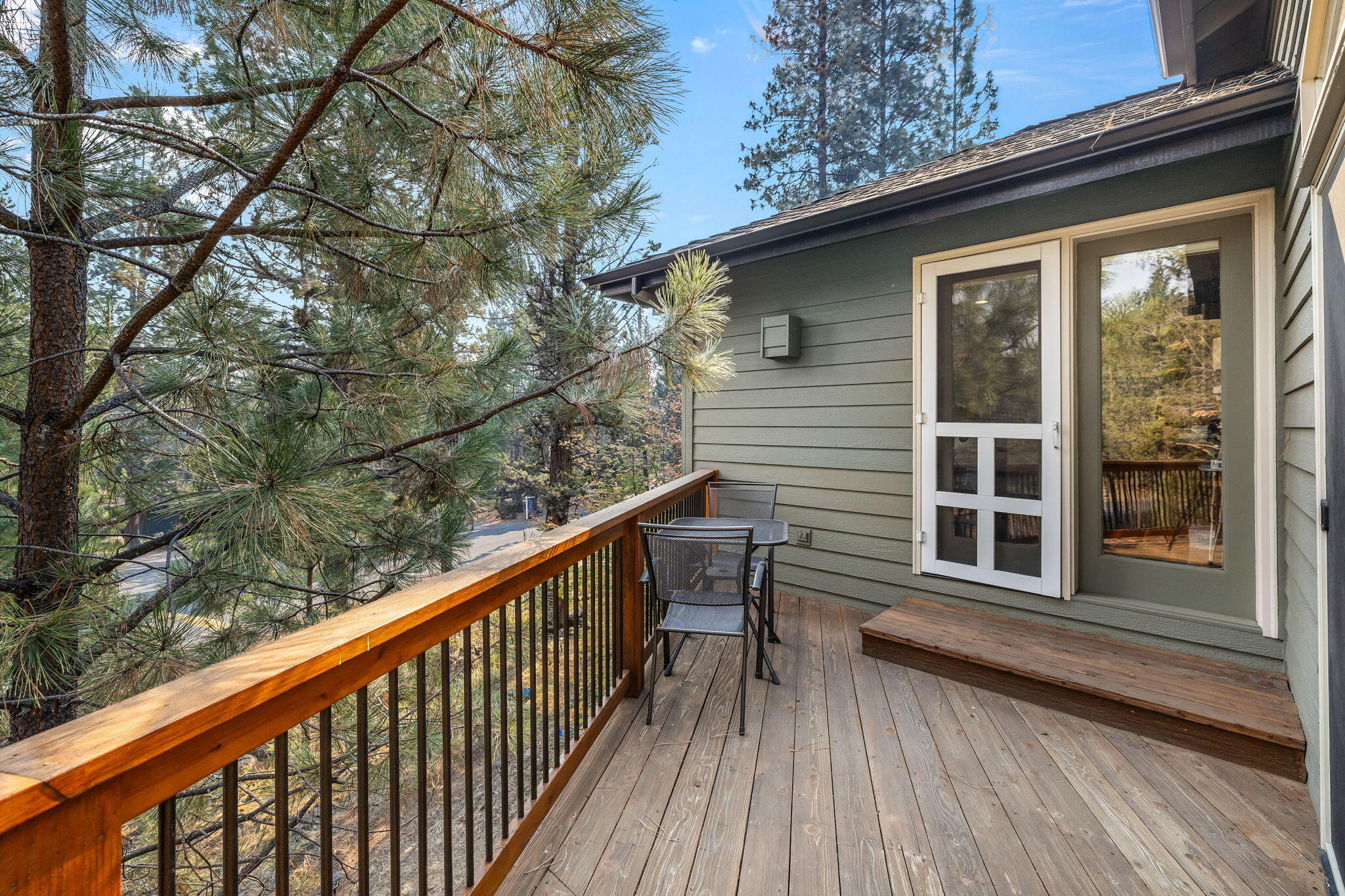 3945 Northwest Lower Village Road Bend, OR 97703 - Photo 18 of 44 Bedroom 2-Exterior