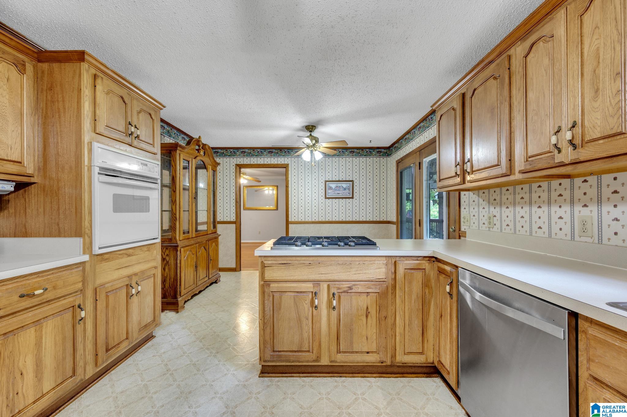5129 Forestwood Road Adamsville, AL 35005 - Photo 11 of 30 Gallery Image 11