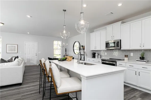 $2,399 | 3085 Cambridge Ml Street, Acworth, GA 30102