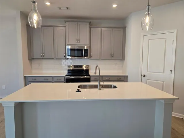 $2,449 | 3085 Cambridge Ml Street, Acworth, GA 30102