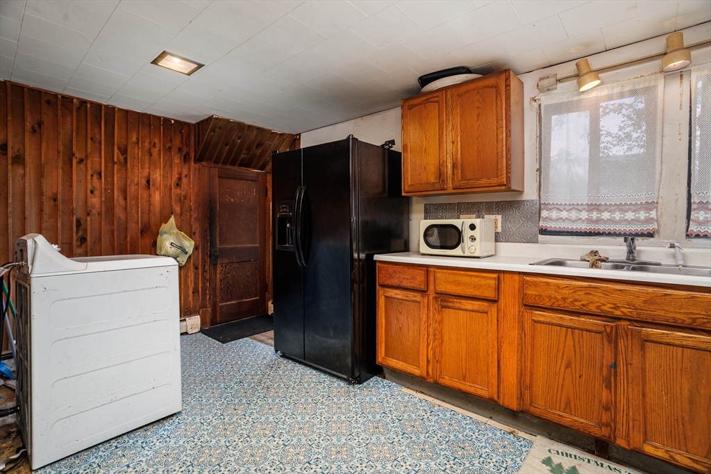105 State Street Buckland, MA 01370 - Photo 24 of 42