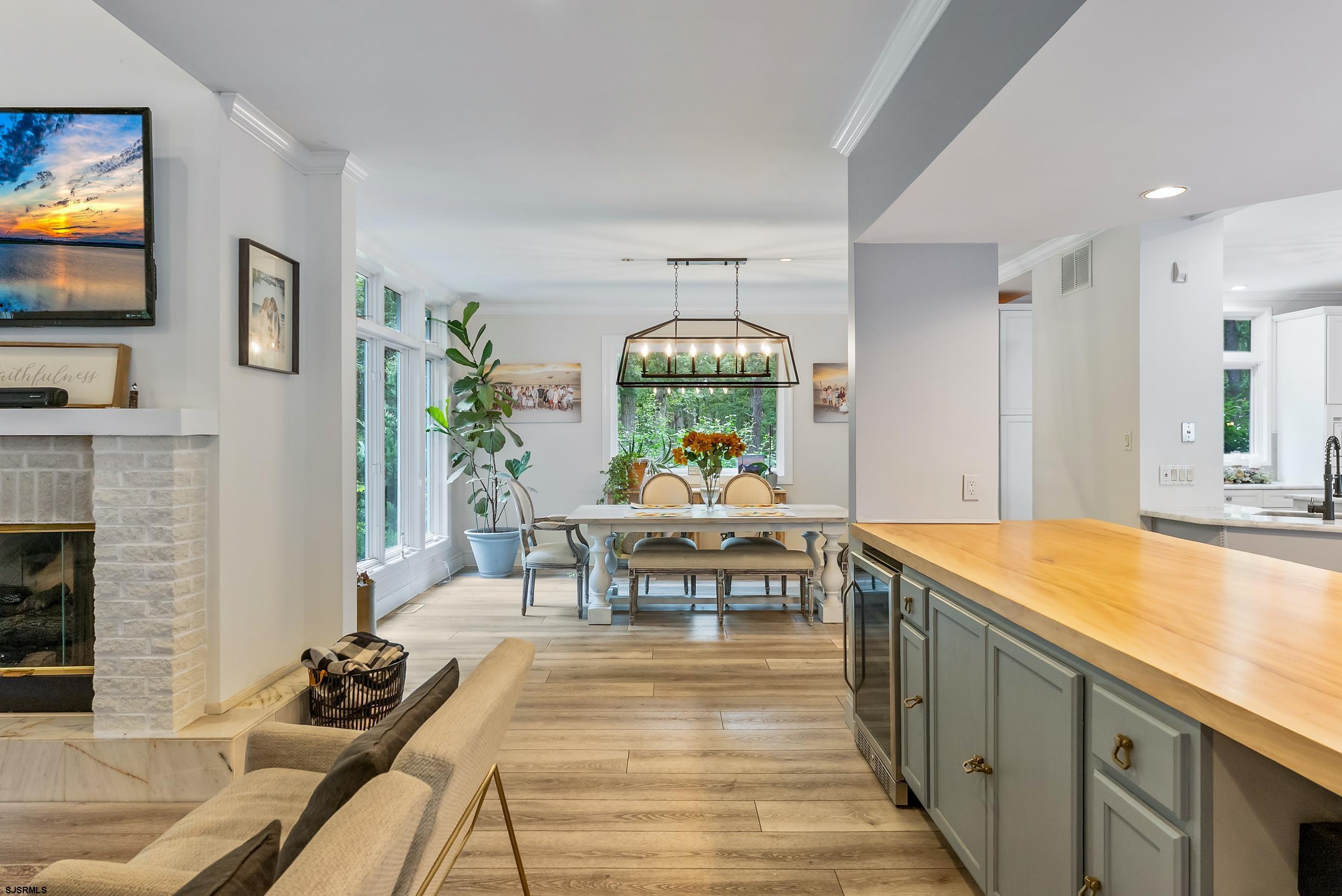 535 West Cologne Port Road Port Republic, NJ 08215 - Photo 43 of 99 a living room with furniture and a flat screen tv