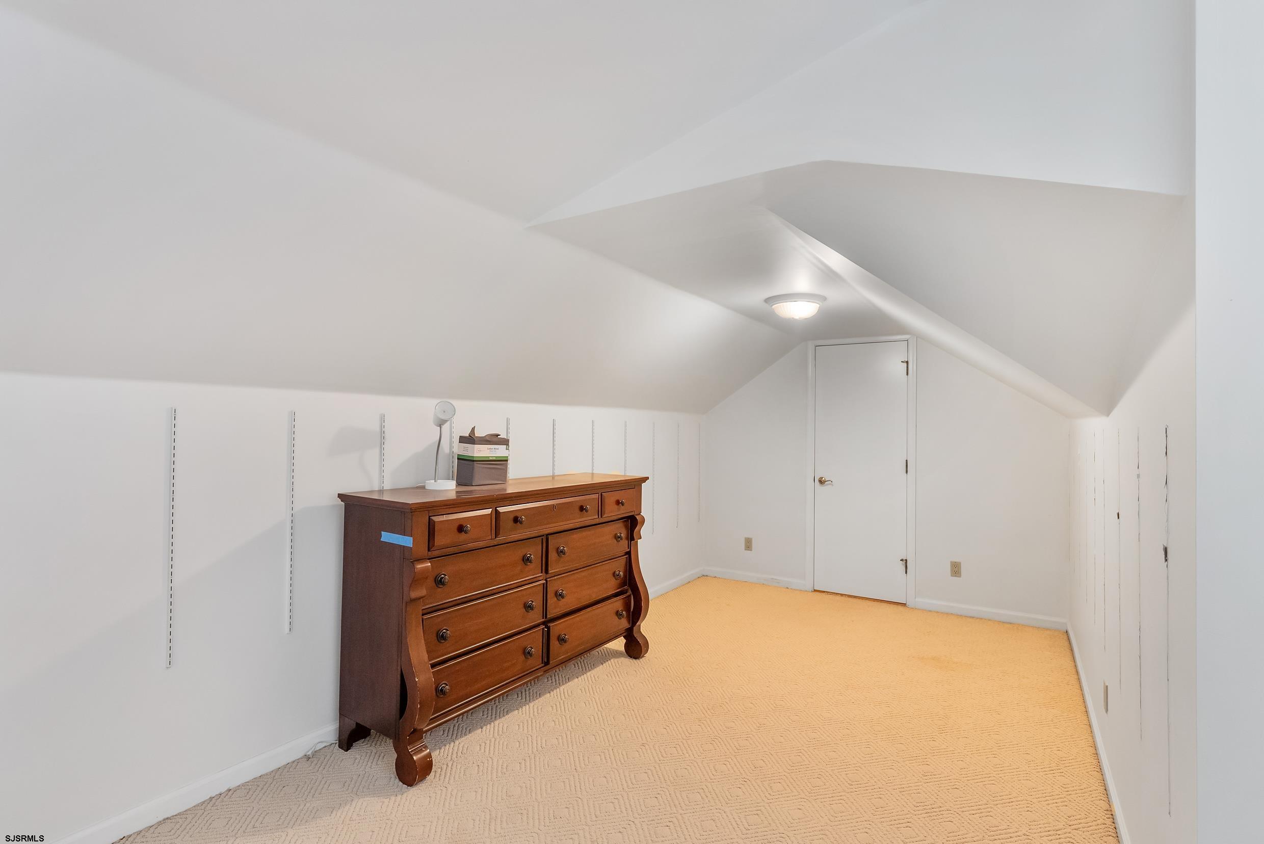 535 West Cologne Port Road Port Republic, NJ 08215 - Photo 58 of 99 a room with furniture