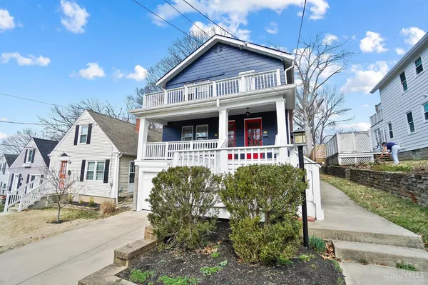 $1,700 | 3612 Kroger Avenue, Unit 2, Cincinnati, OH 45226