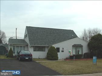 14 Hillside Road Levittown, PA 19056 - Photo 1 of 6 Exterior Front