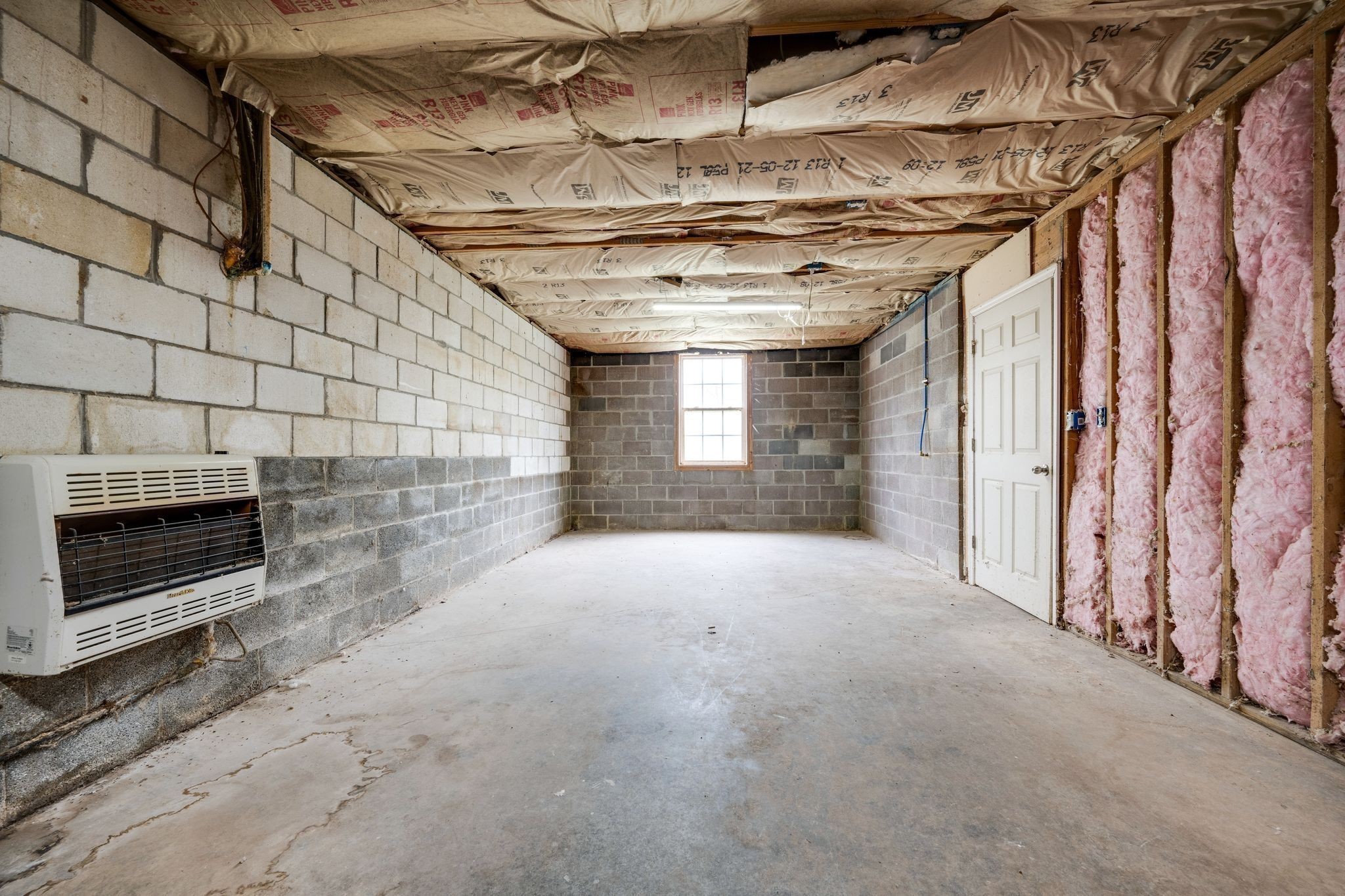 264 Fire Tower Road Dickson, TN 37055 - Photo 40 of 46 a view of an empty room with a fireplace
