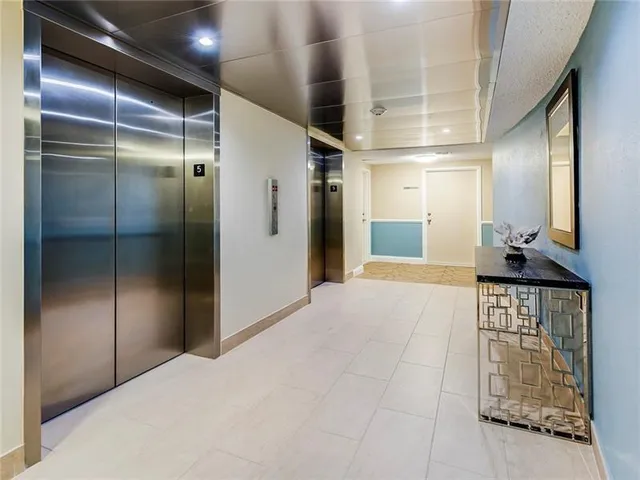 $599,000 | 2000 South Ocean Boulevard, Unit 7J, Lauderdale-by-the-Sea, FL 33062