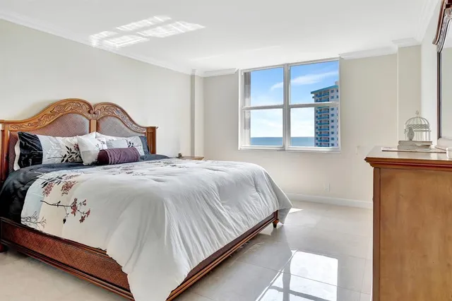 $599,000 | 2000 South Ocean Boulevard, Unit 7J, Lauderdale-by-the-Sea, FL 33062