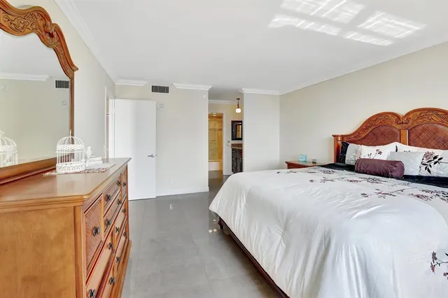 $599,000 | 2000 South Ocean Boulevard, Unit 7J, Lauderdale-by-the-Sea, FL 33062