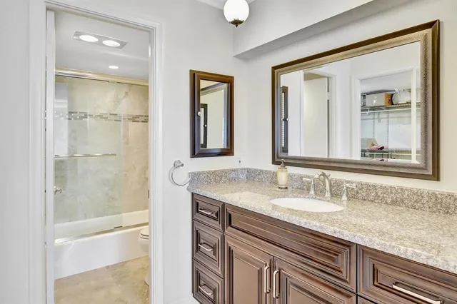 $599,000 | 2000 South Ocean Boulevard, Unit 7J, Lauderdale-by-the-Sea, FL 33062