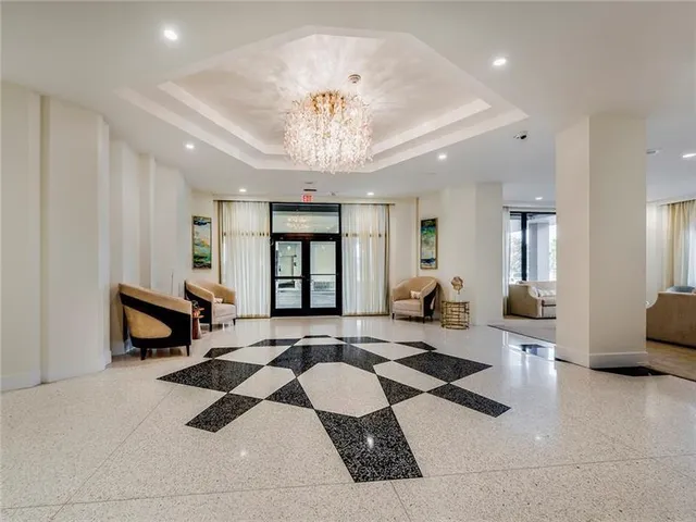 $599,000 | 2000 South Ocean Boulevard, Unit 7J, Lauderdale-by-the-Sea, FL 33062