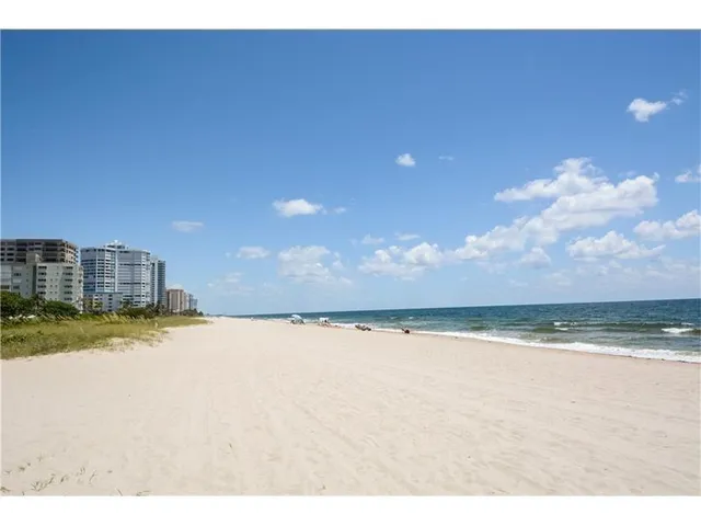 $599,000 | 2000 South Ocean Boulevard, Unit 7J, Lauderdale-by-the-Sea, FL 33062