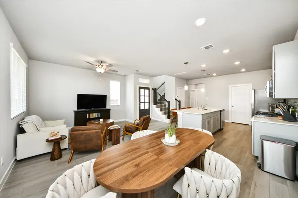 $2,600 | 14810 Slow River Avenue, Houston, TX 77082