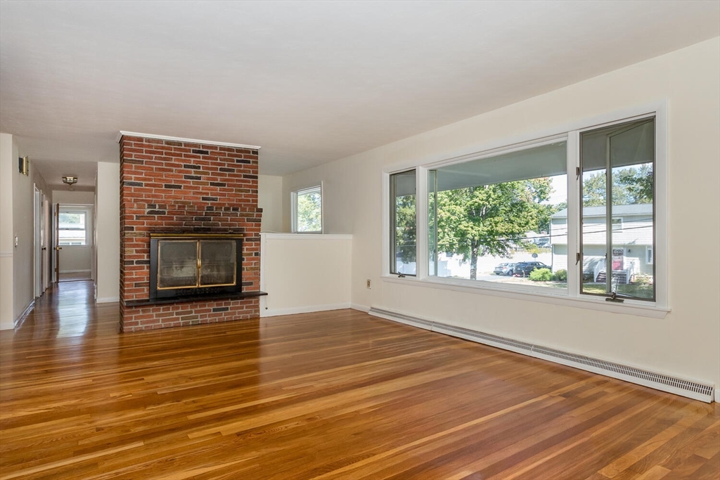 19 Walnut Knolls Canton, MA 02021 - Photo 3 of 22