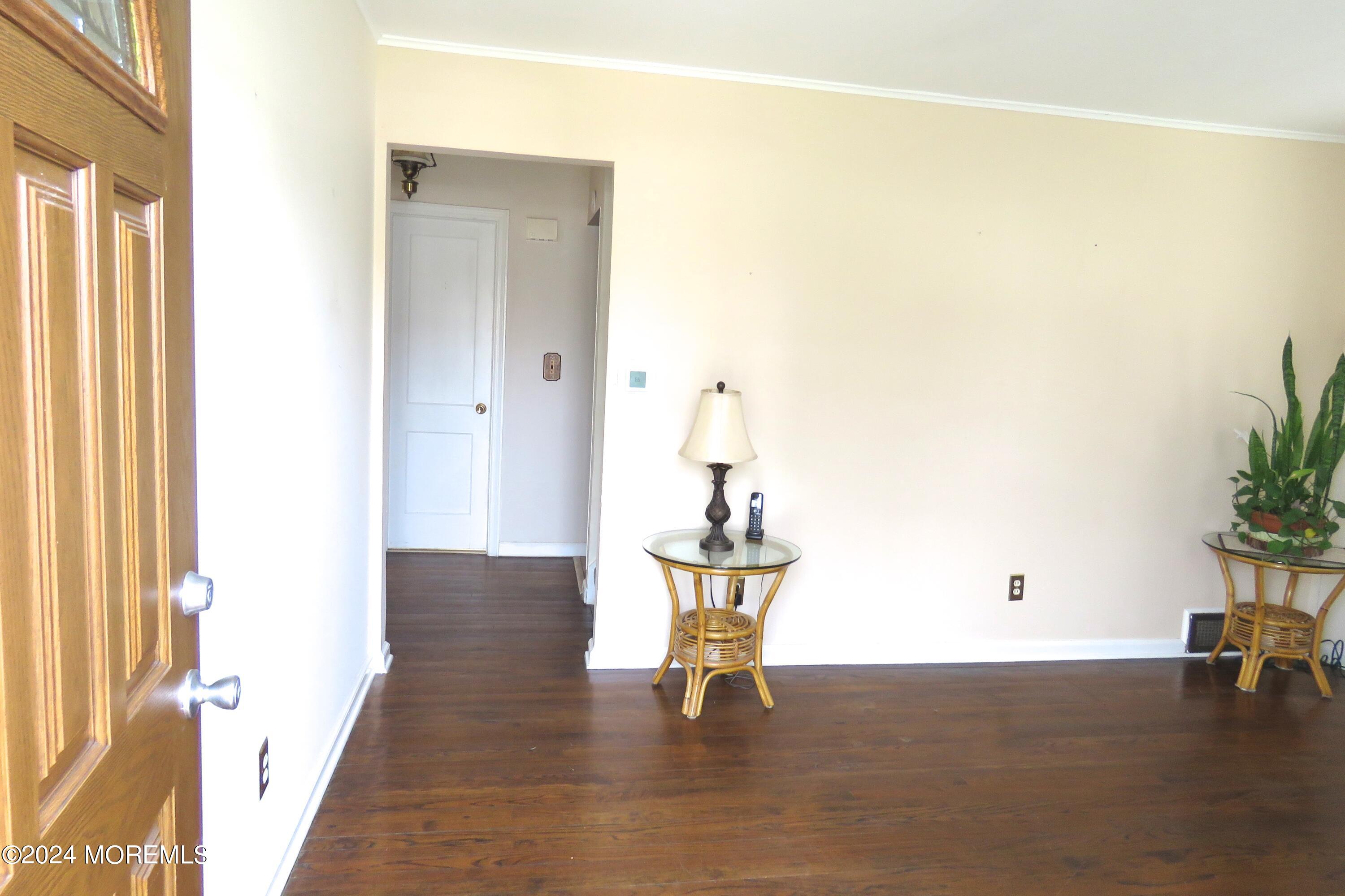 305 Sudbury Road Point Pleasant, NJ 08742 - Photo 3 of 29 Living Room