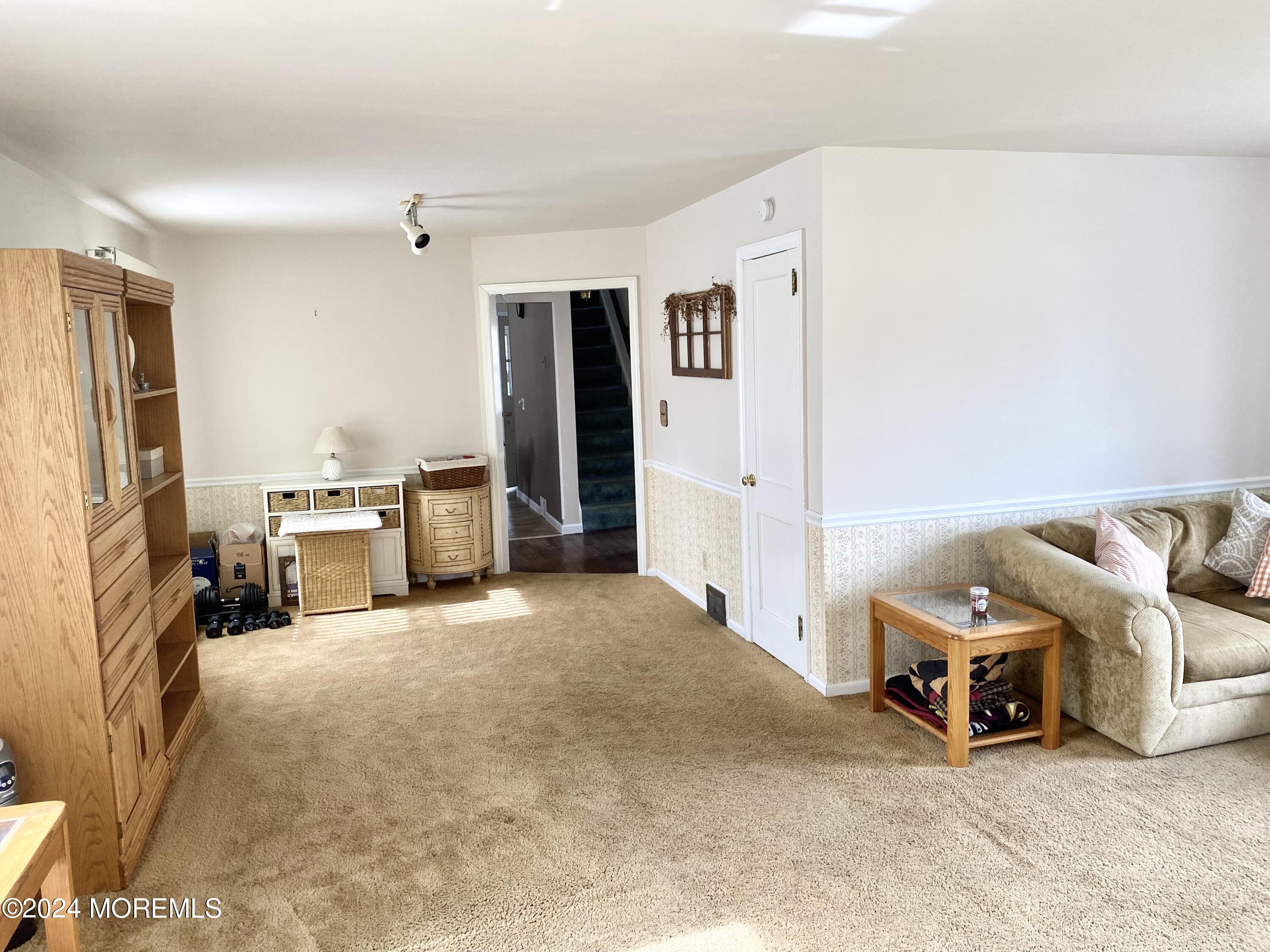 305 Sudbury Road Point Pleasant, NJ 08742 - Photo 7 of 29 Family Room