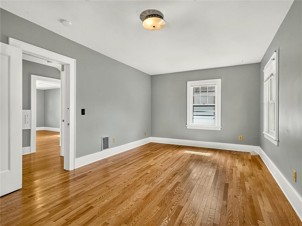296 Woodbine Avenue Rochester, NY 14619 - Photo 31 of 44 1st Bedroom