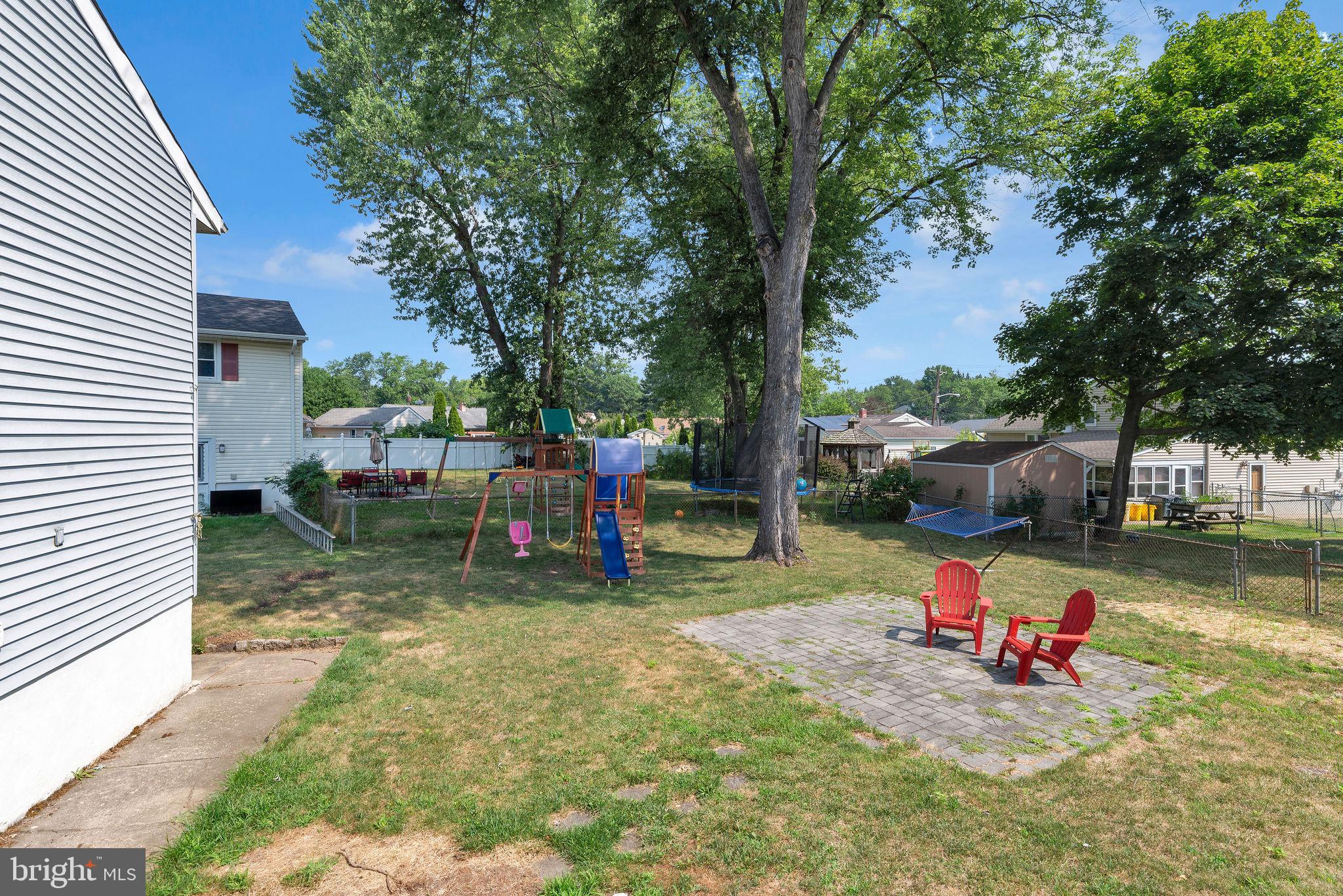 8 Phaeton Drive Hamilton, NJ 08690 - Photo 28 of 31 8 Phaeton Drive
Backyard