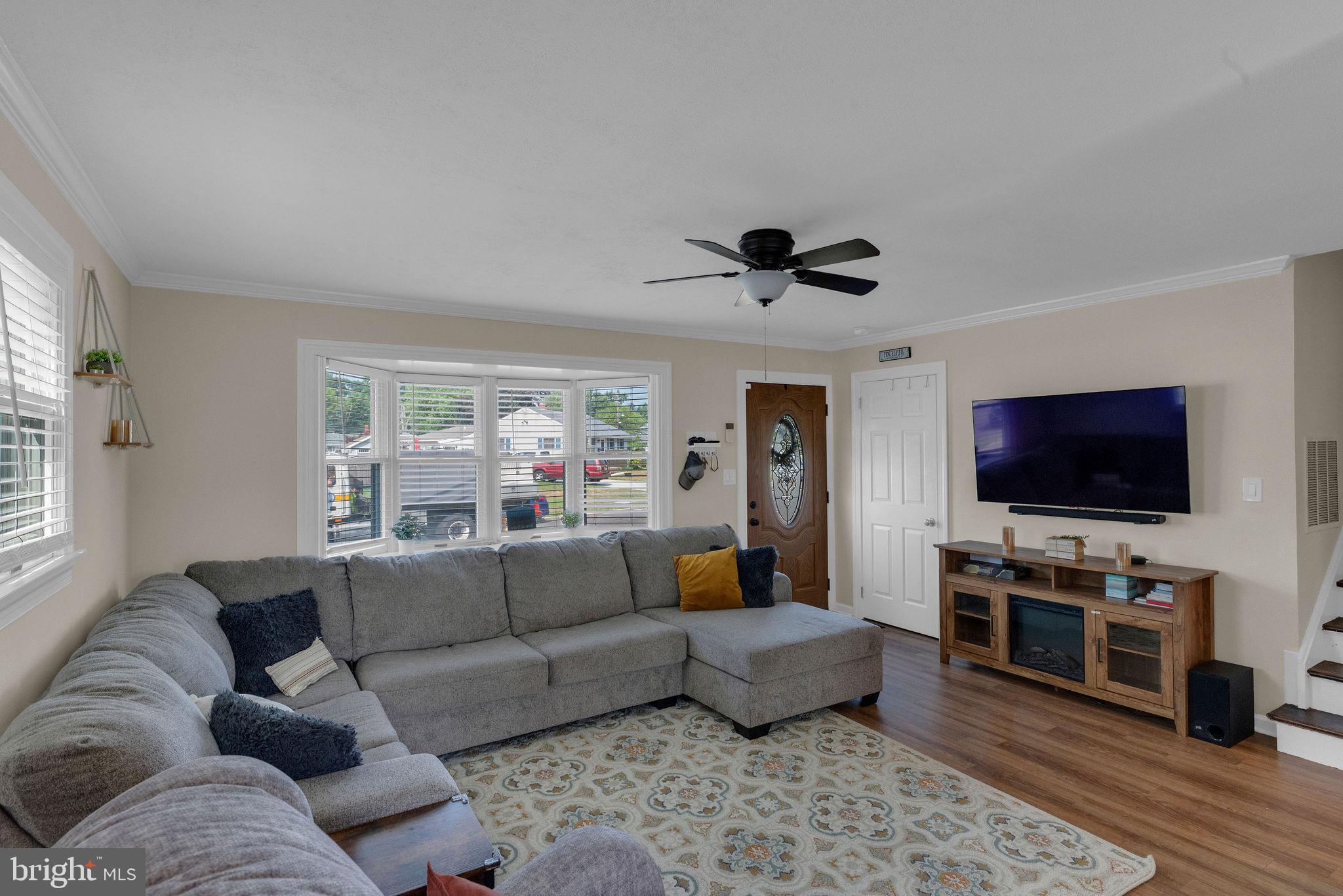 8 Phaeton Drive Hamilton, NJ 08690 - Photo 8 of 31 8 Phaeton Drive
Living Room