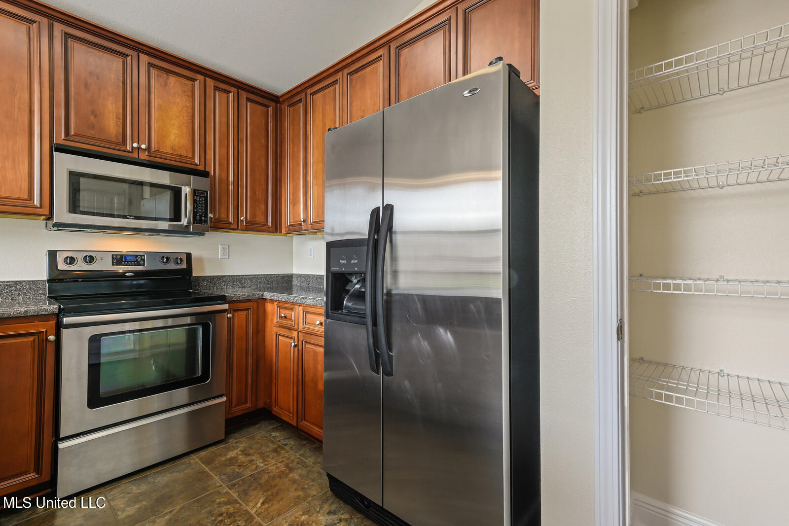 14597 Canal Crossing Boulevard Gulfport, MS 39503 - Photo 13 of 25 013_1600x1067_mls (5)