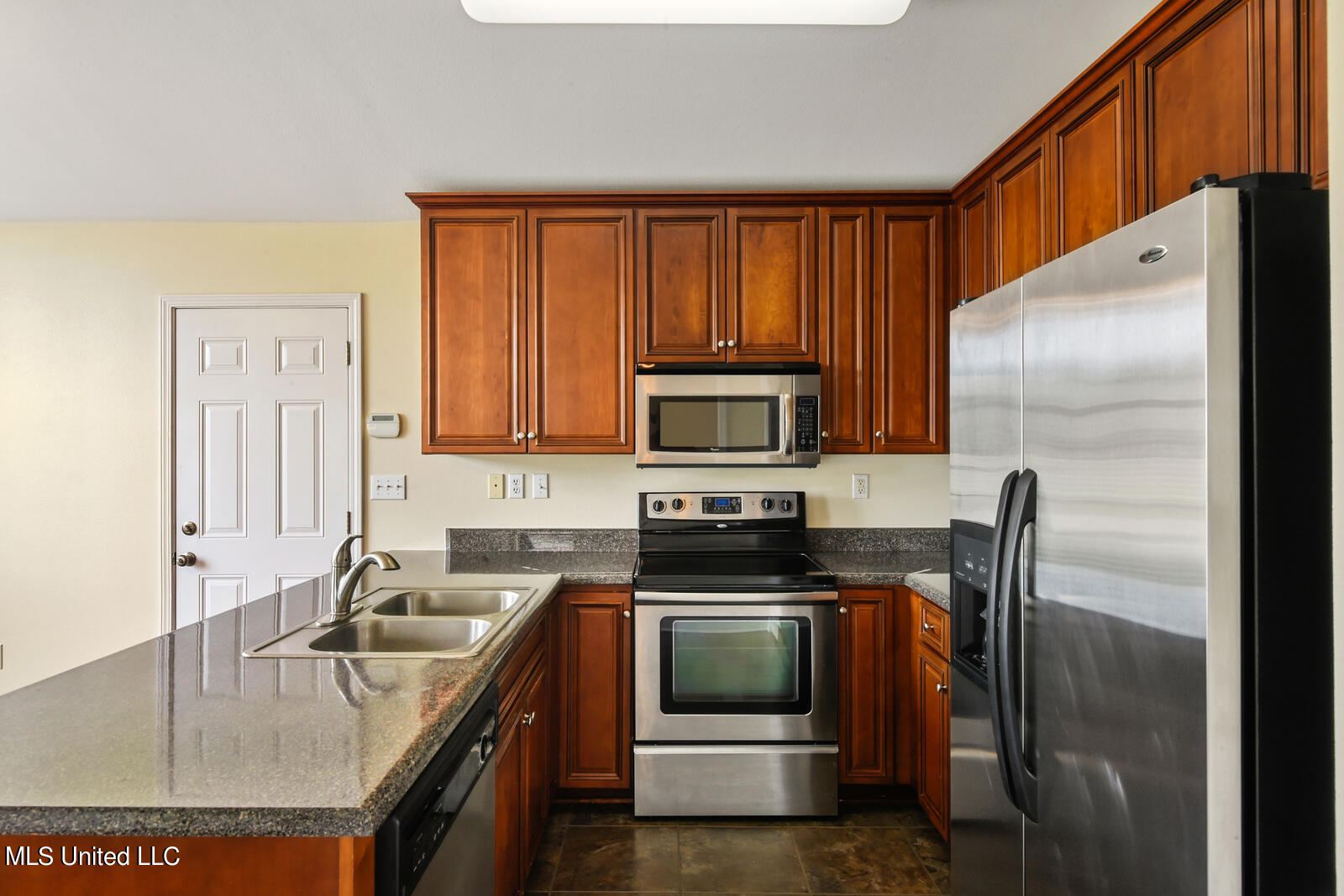 14597 Canal Crossing Boulevard Gulfport, MS 39503 - Photo 10 of 25 010_1600x1067_mls (5)