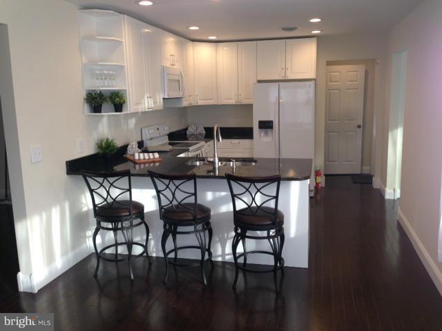 2846 Meadowbrook Road Federalsburg, MD 21632 - Photo 7 of 30 Kitchen w/Breakfast Bar