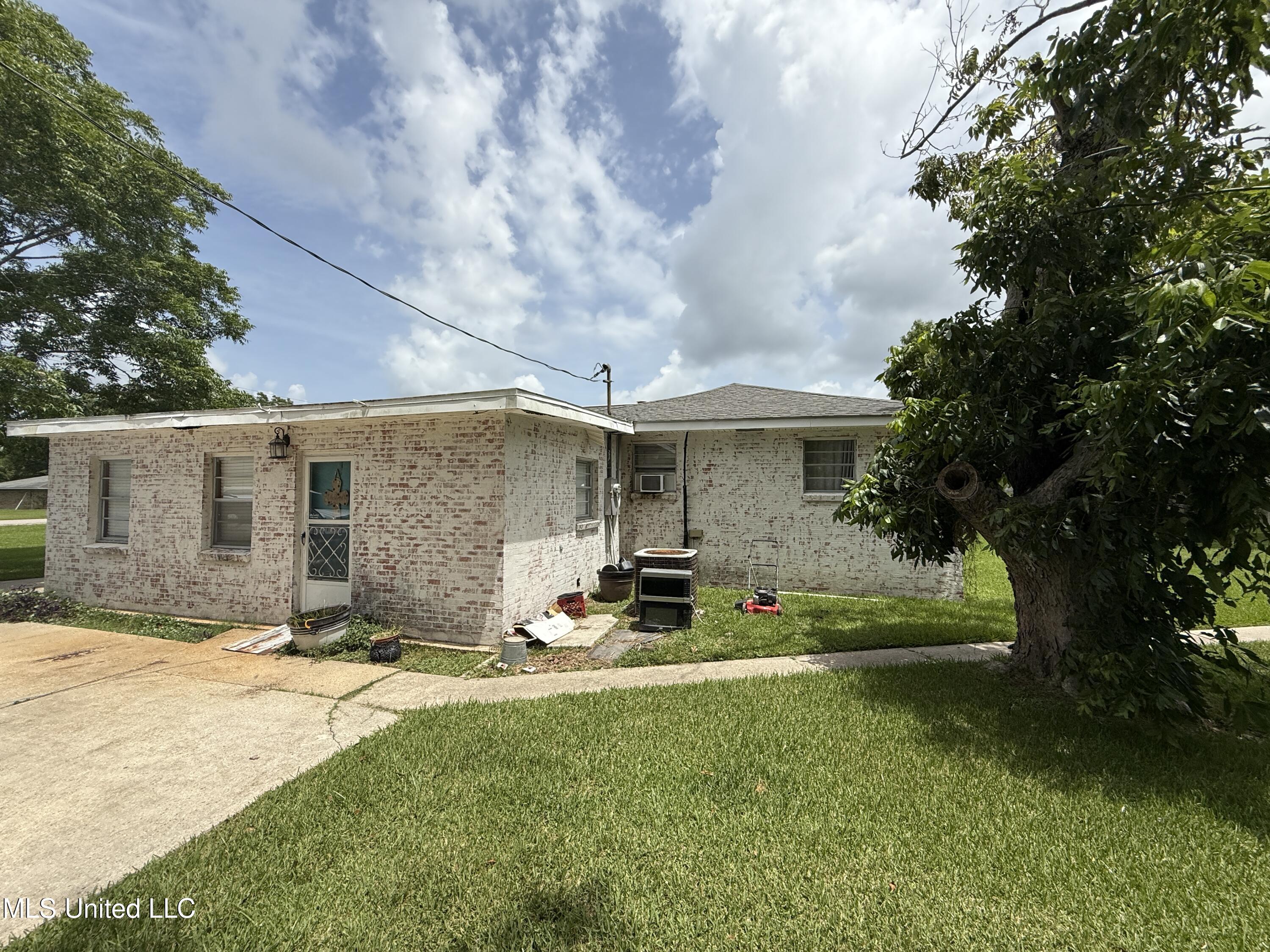 5132 Mitchell Road Long Beach, MS 39560 - Photo 16 of 18 IMG_1437