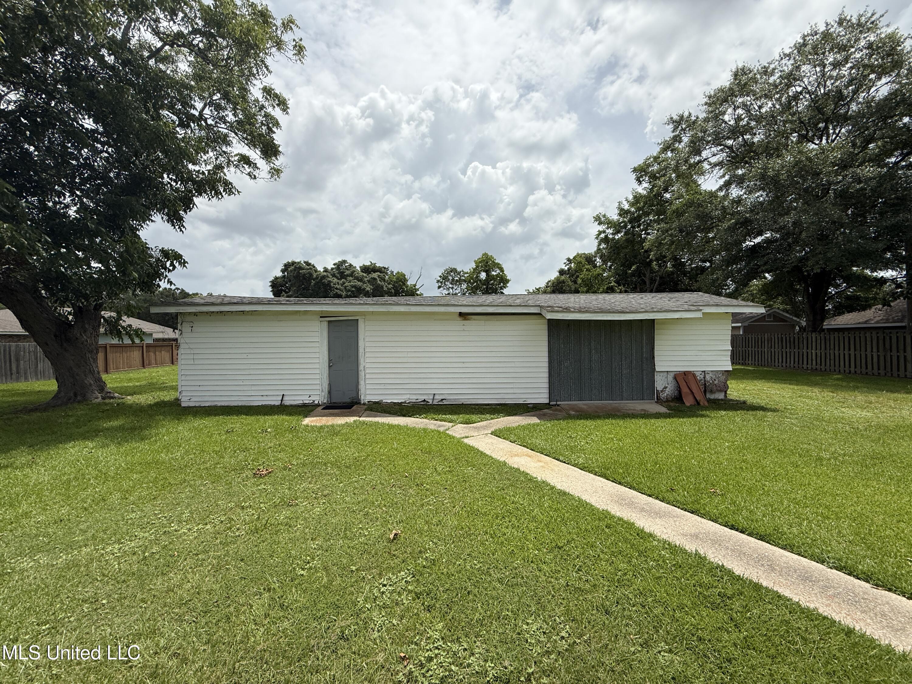 5132 Mitchell Road Long Beach, MS 39560 - Photo 17 of 18 IMG_1434