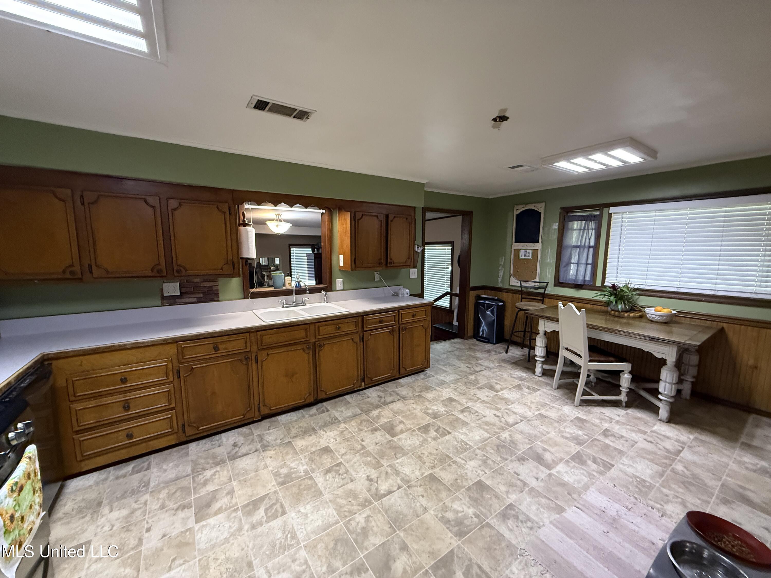 5132 Mitchell Road Long Beach, MS 39560 - Photo 6 of 18 IMG_1897