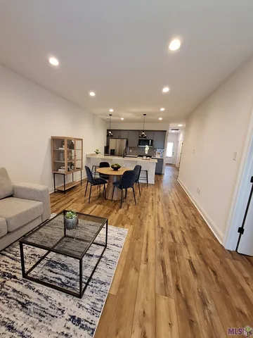 $1,979 | 14810 Jefferson Highway, Baton Rouge, LA 70817