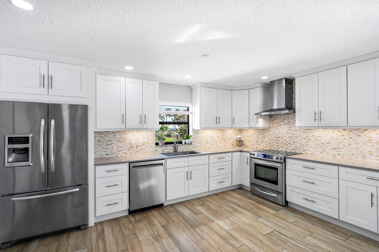2677 South Ocean Boulevard, Unit 2B Boca Raton, FL 33432 - Photo 5 of 37 005-2677SouthOceanBoulevard-2B-BocaRaton
