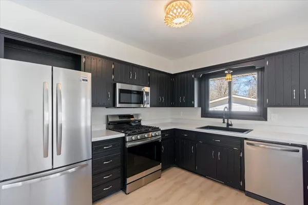 $329,900 | 2030 Crestview Lane, Brainerd, MN 56401