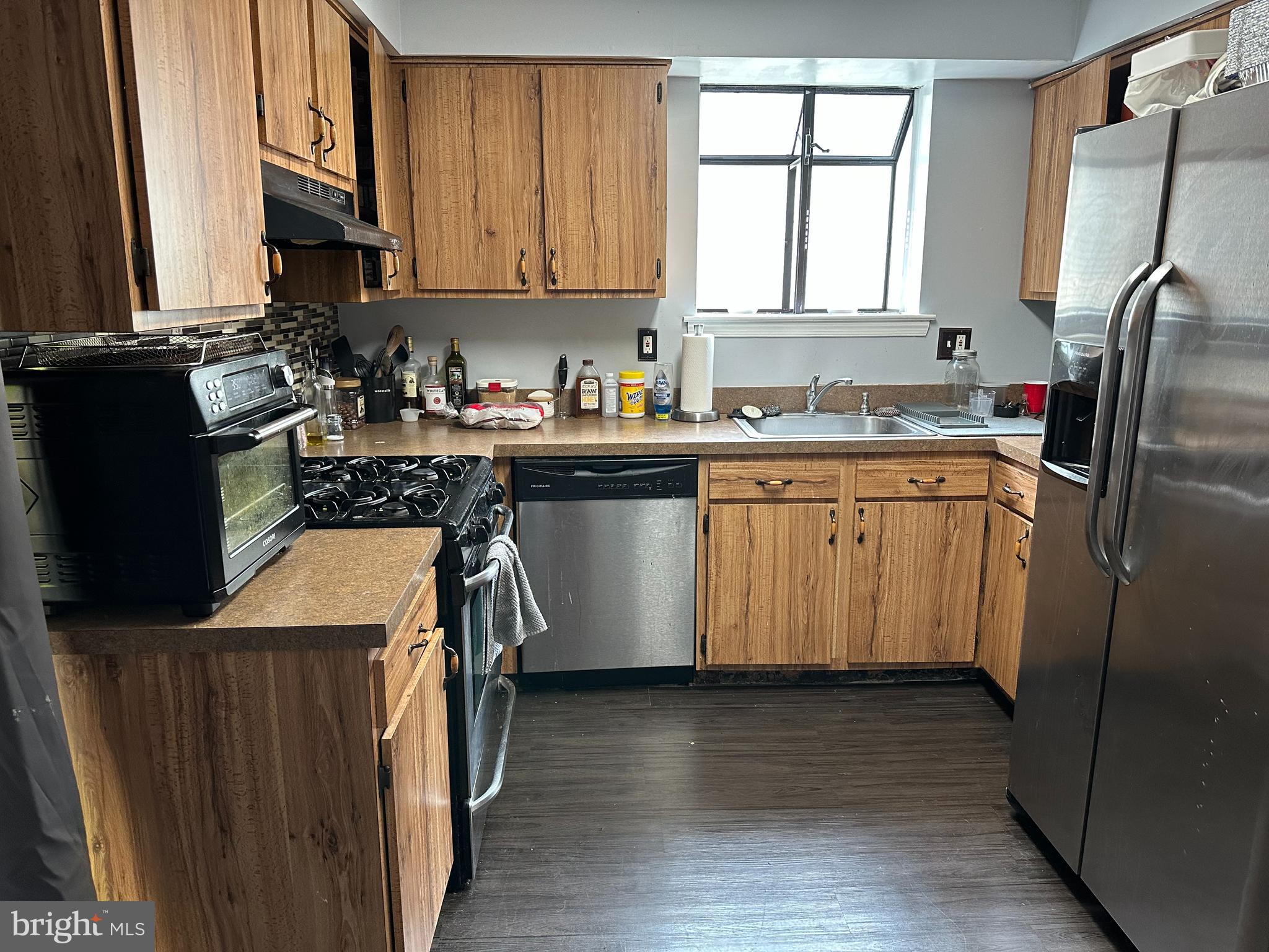 8 Maynard Drive Sicklerville, NJ 08081 - Photo 2 of 14