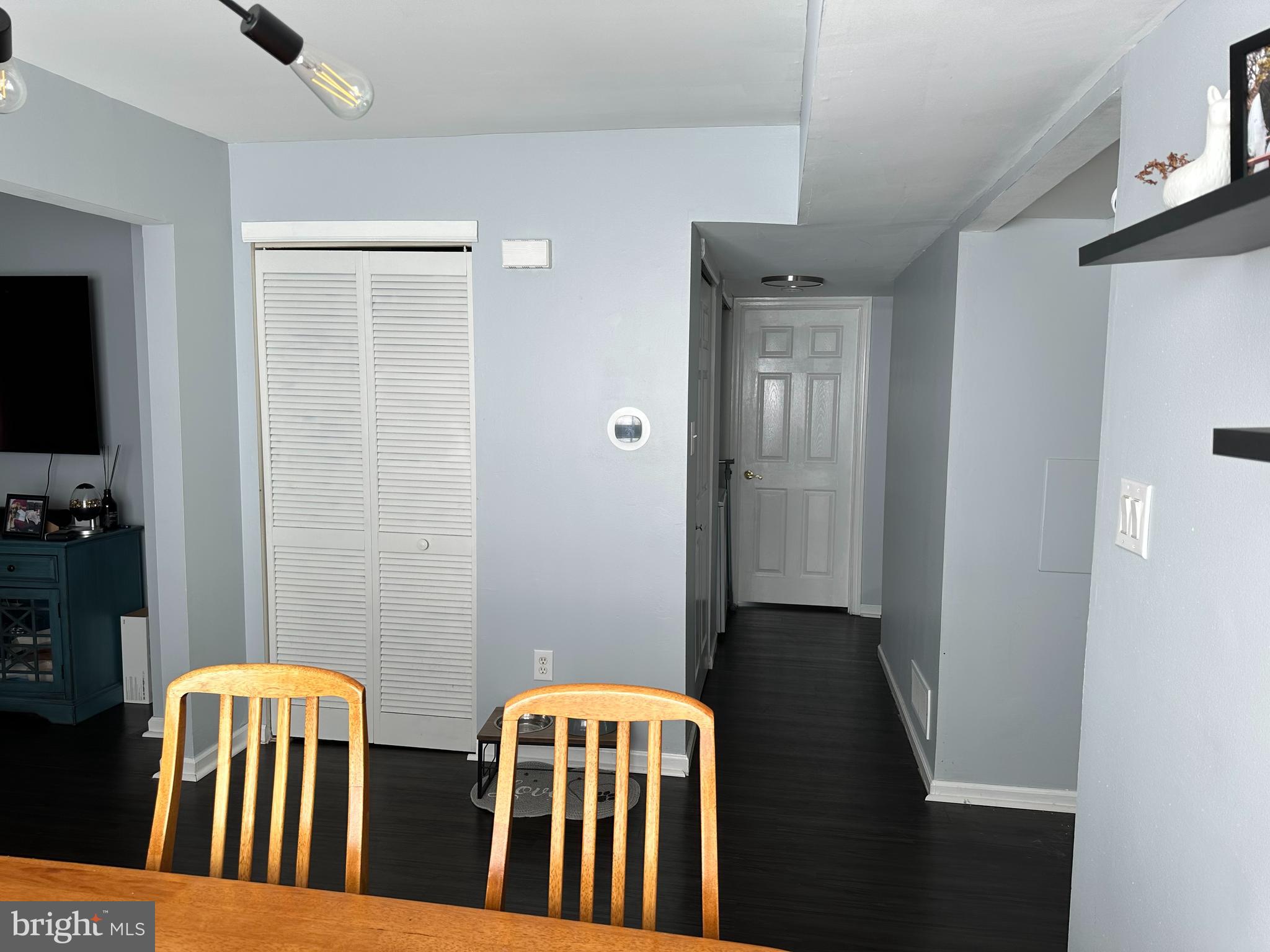 8 Maynard Drive Sicklerville, NJ 08081 - Photo 4 of 14