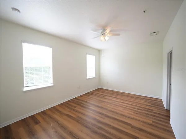 $2,400 | 8140 Enclave Way, Unit 101, Sarasota, FL 34243