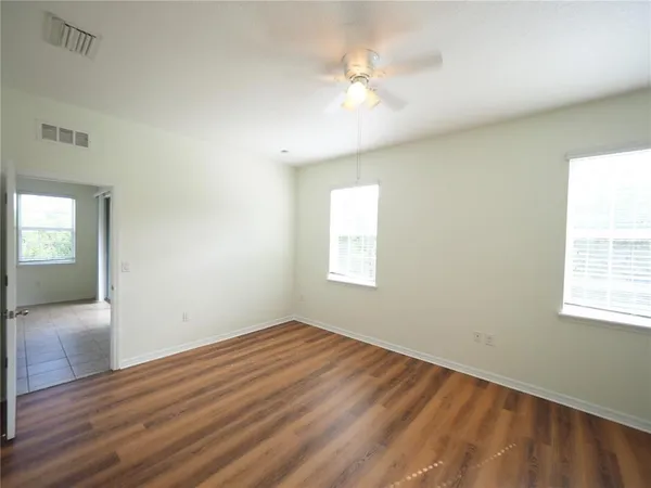 $2,400 | 8140 Enclave Way, Unit 101, Sarasota, FL 34243