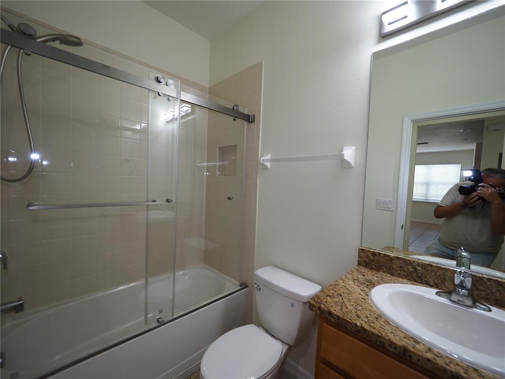 8140 Enclave Way, Unit 101 Sarasota, FL 34243 - Photo 22 of 32