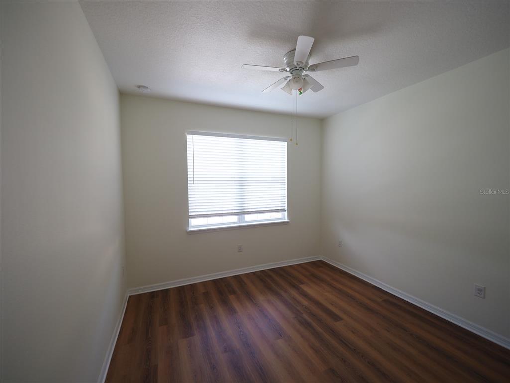 8140 Enclave Way, Unit 101 Sarasota, FL 34243 - Photo 26 of 32
