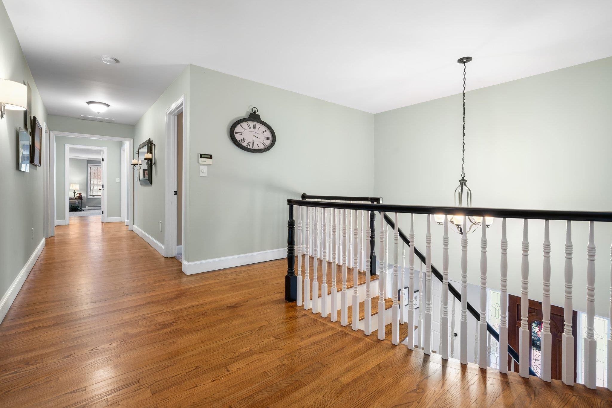 4 Rosewell Road Bedford, NH 03110 - Photo 14 of 40