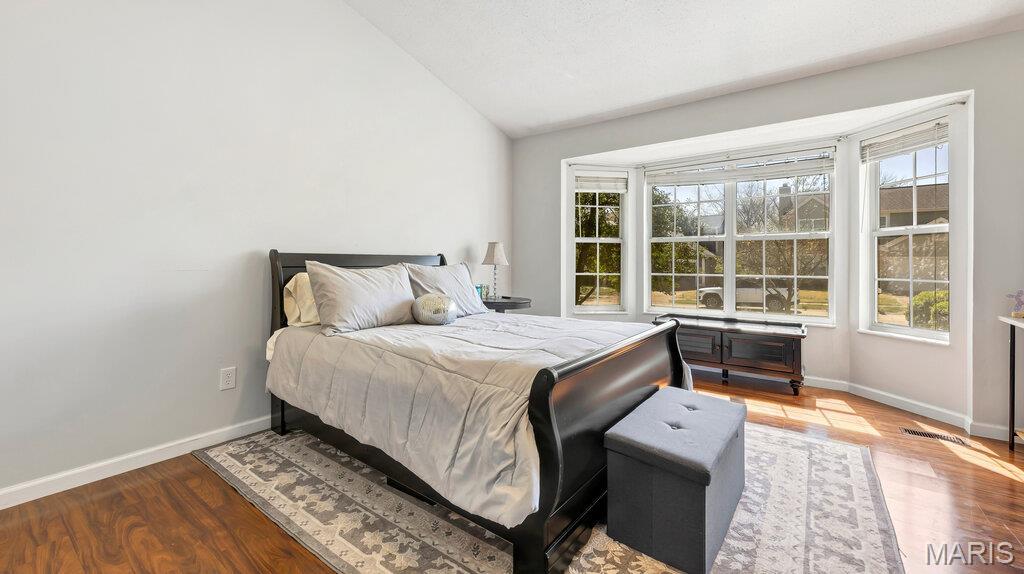 535 Oaktree Crossing Court Ballwin, MO 63021 - Photo 13 of 31