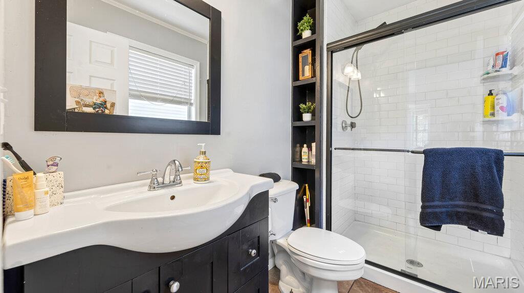 535 Oaktree Crossing Court Ballwin, MO 63021 - Photo 16 of 31