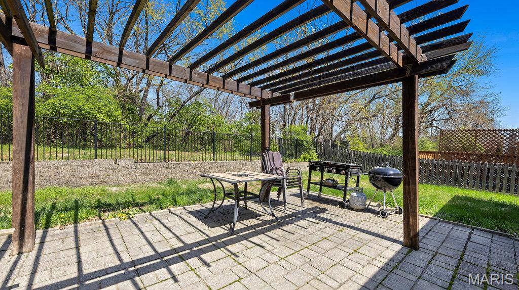 535 Oaktree Crossing Court Ballwin, MO 63021 - Photo 29 of 31