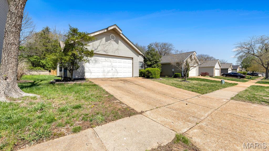 535 Oaktree Crossing Court Ballwin, MO 63021 - Photo 30 of 31