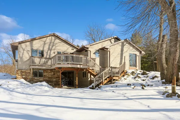 $650,000 | N6439 Lake Shore Drive, Hilbert, WI 54129
