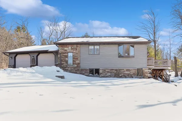 $650,000 | N6439 Lake Shore Drive, Hilbert, WI 54129