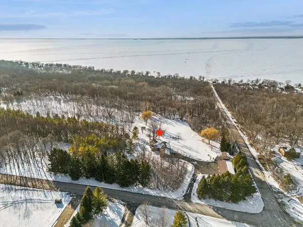 $650,000 | N6439 Lake Shore Drive, Hilbert, WI 54129