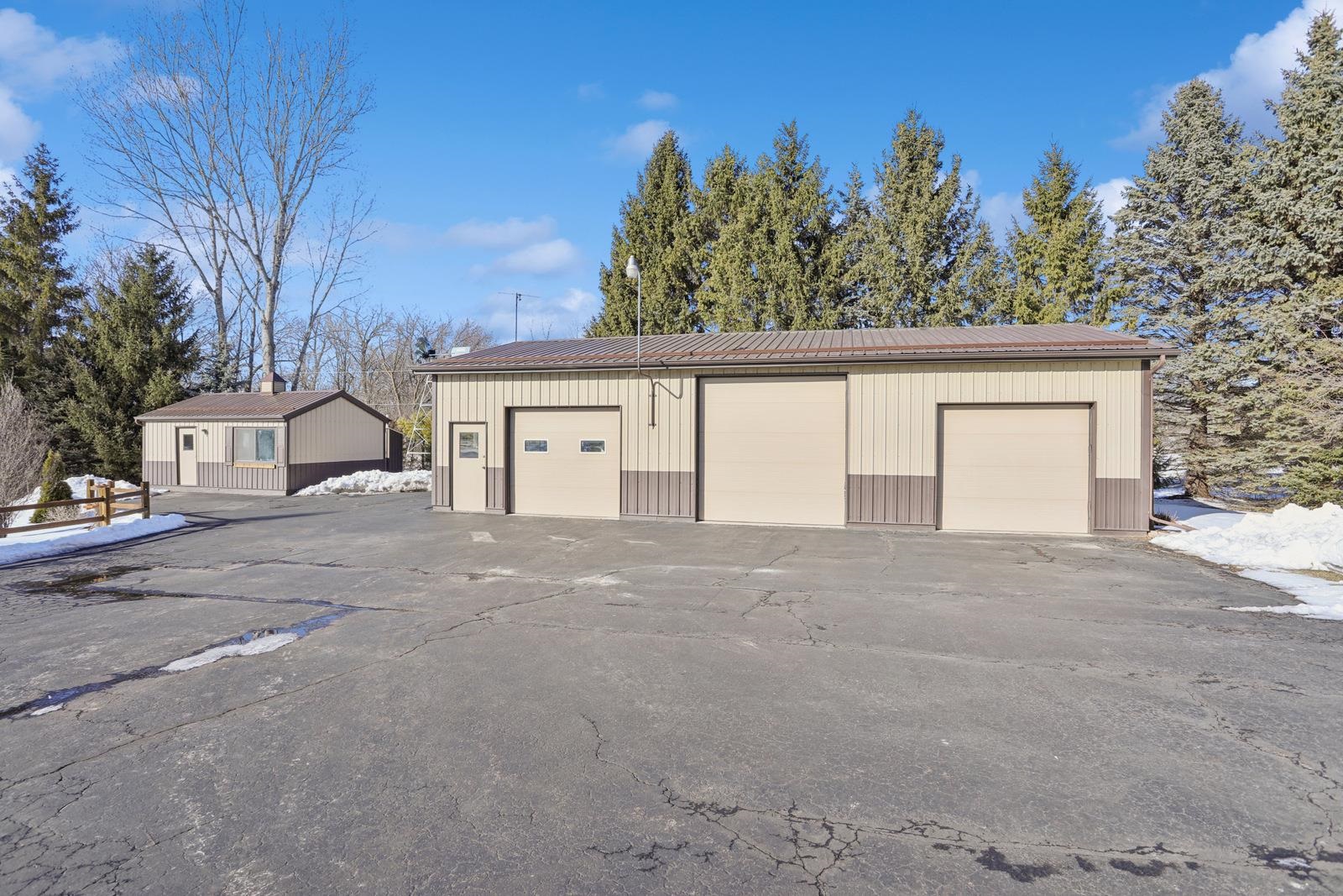 N6439 Lake Shore Drive Hilbert, WI 54129 - Photo 28 of 40