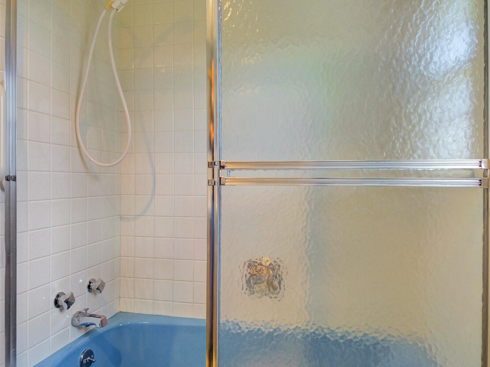 1118 Bremen Road Waldoboro, ME 04572 - Photo 50 of 60 blue bath 2
